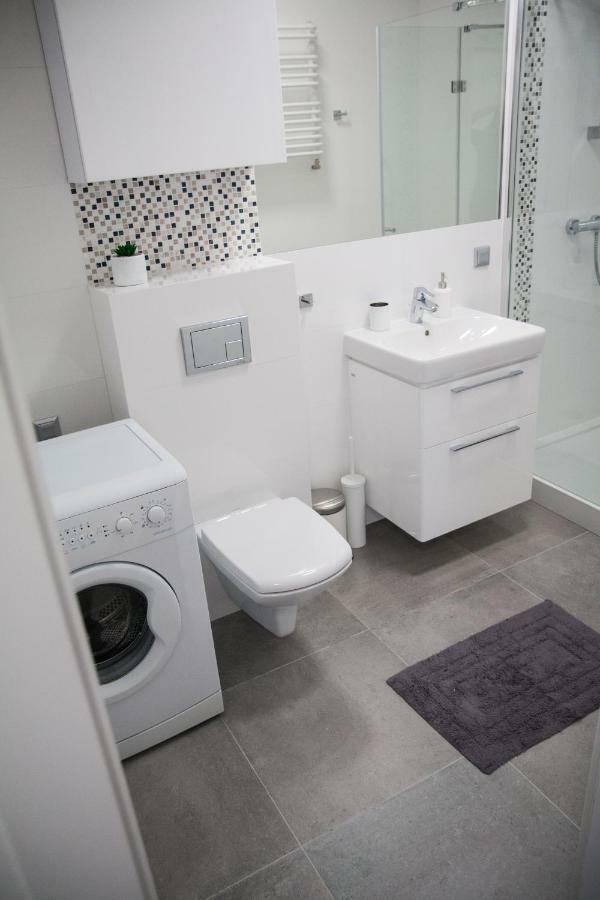 Apartament F&J Torun Exterior photo